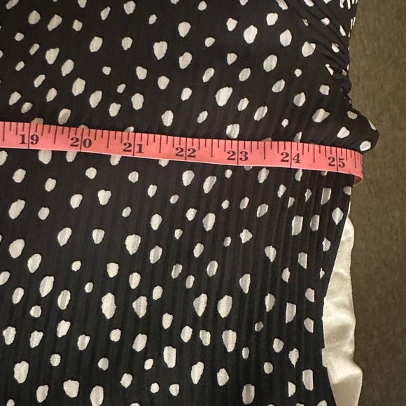 Max Studio Black & White Pleated Polka Dot Top. Size Large Romantic CoquetteGirl - Picture 9 of 9